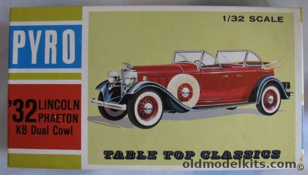 Pyro 1/32 1932 Lincoln KB Dual Cowl Phaeton, C340-100 plastic model kit